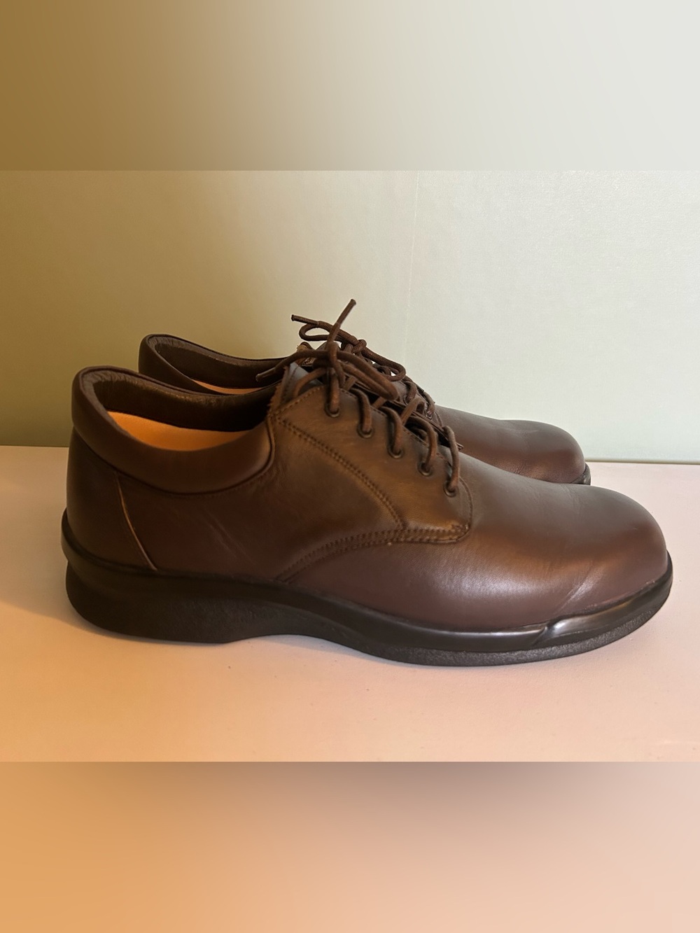 Apex Men's Brown Leather Lace-Up Oxfords